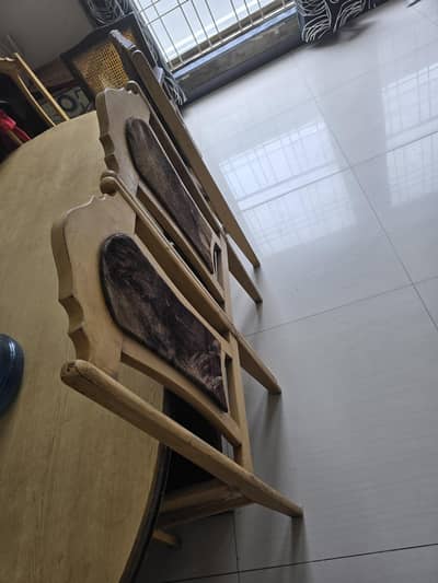 table and 8 chairs