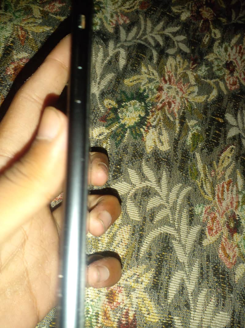 Apple iPhone 8 Plus 1