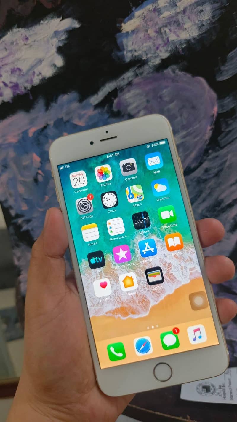 Apple iPhone 6S Plus 0