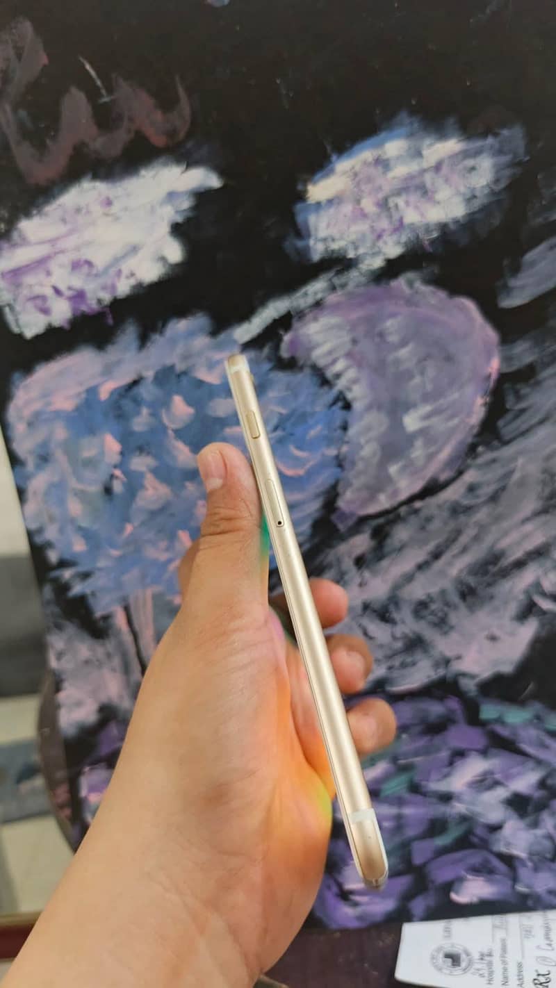 Apple iPhone 6S Plus 5