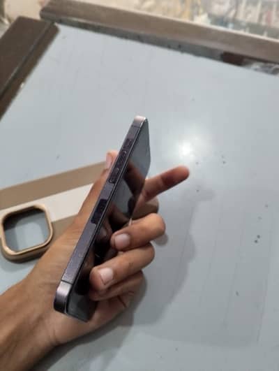 Apple iPhone 14 Pro