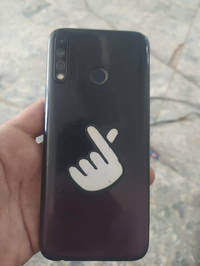 Tecno Spark 4