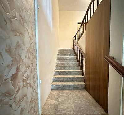 1 Kanal Upper Portion In Gulberg Is Best Option