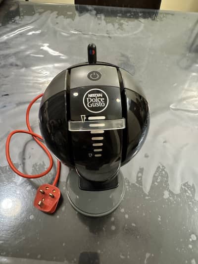 Nescafé Dolce Gusto Coffee Machine