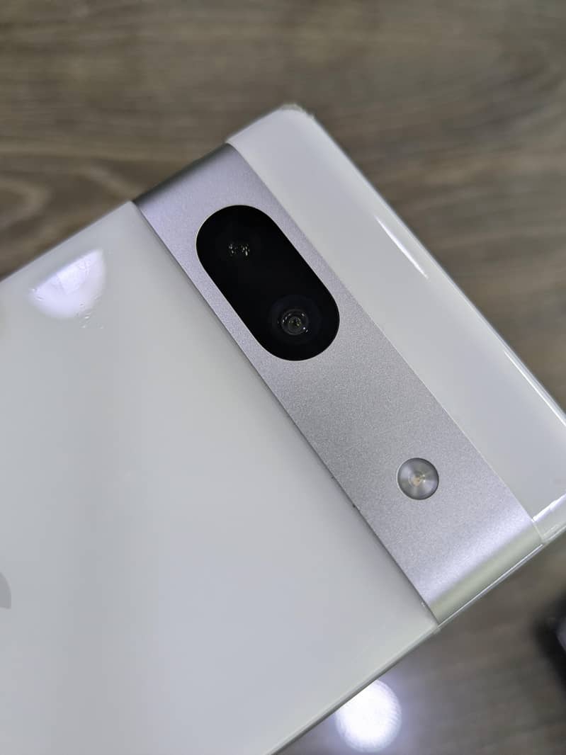 Google Pixel 7a 1