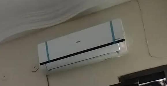Haier 1 ton DC inverter heat and cool totally genuine luch condition