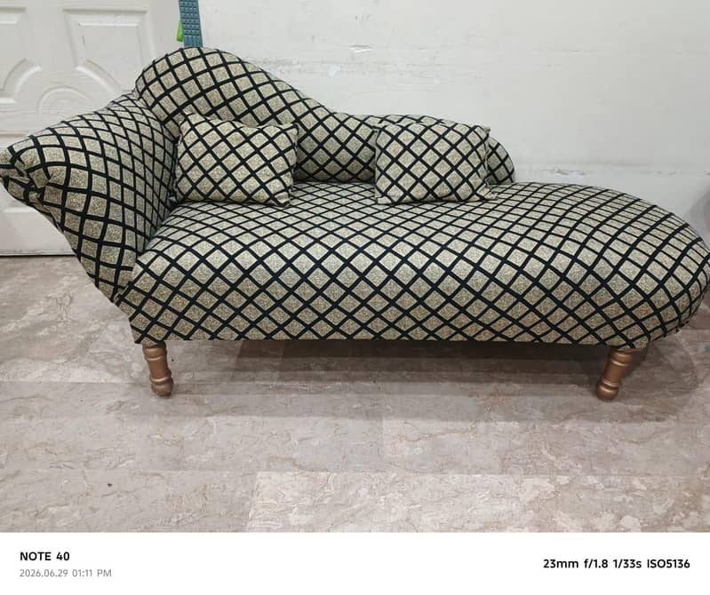 dewan sofa 2