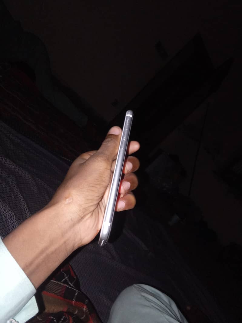 Apple iPhone SE2 2
