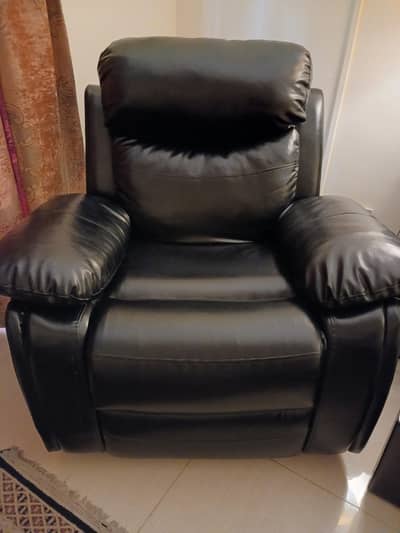 Electric Powered Recliner (Interwood)
