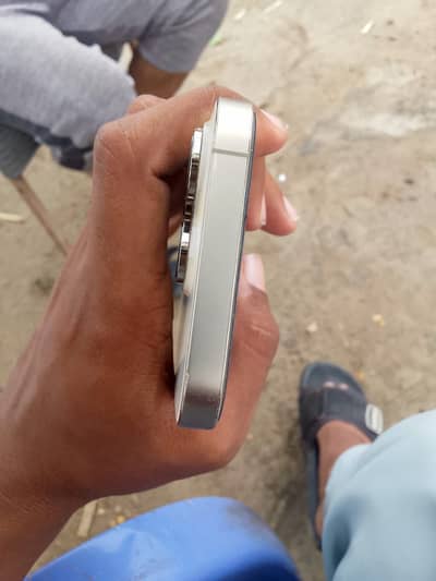 Apple iPhone 14 Pro