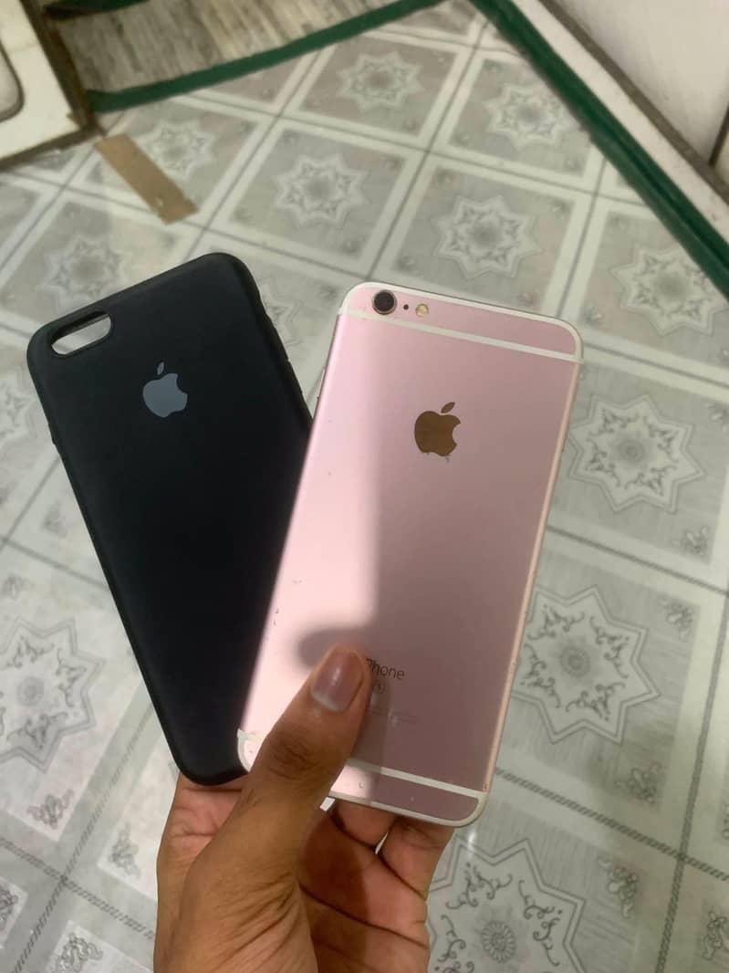 Apple iPhone 6S Plus 0