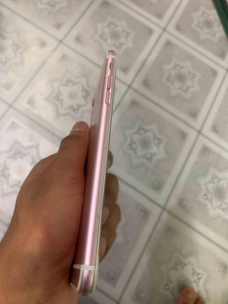 Apple iPhone 6S Plus 3