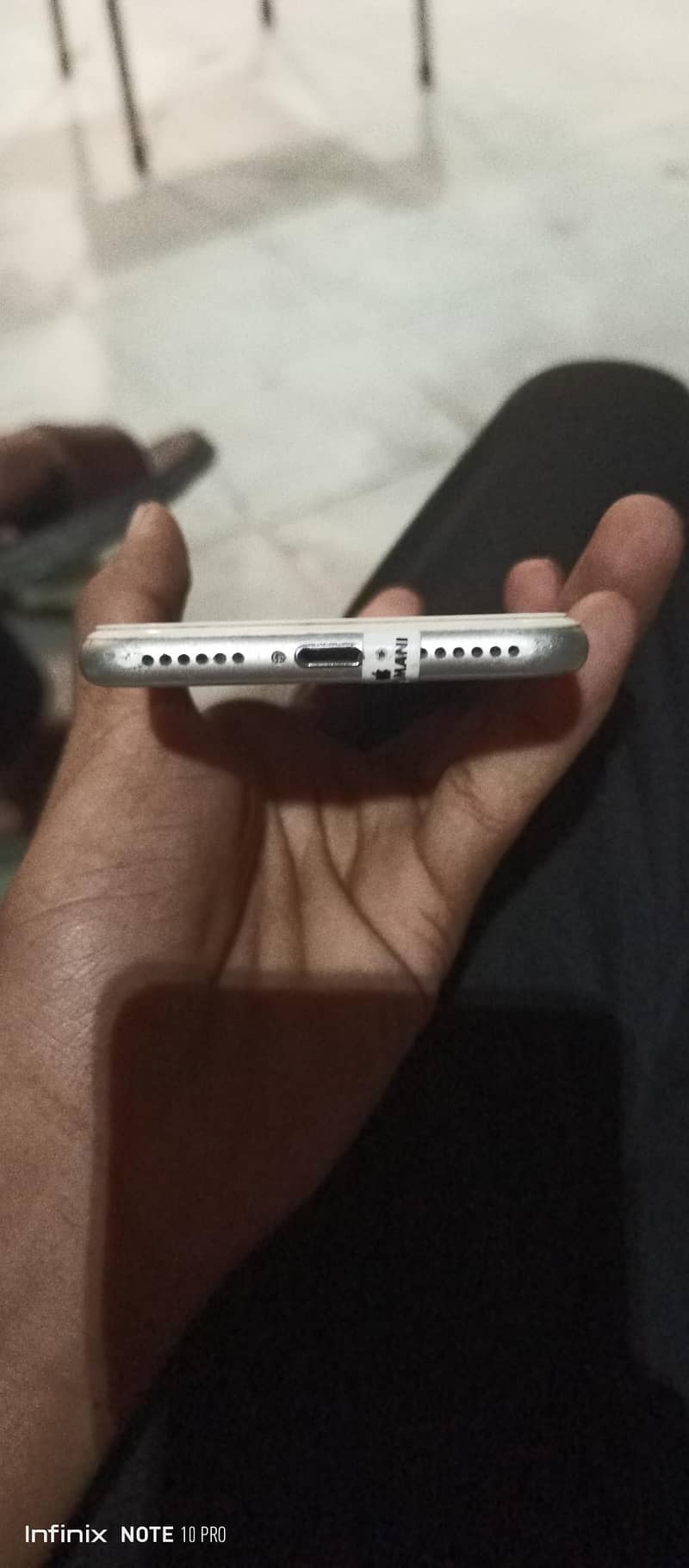 Apple iPhone 7 1