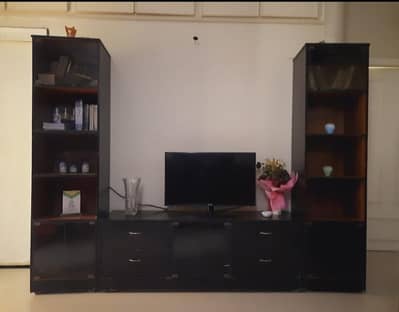 Console and Side Racks
