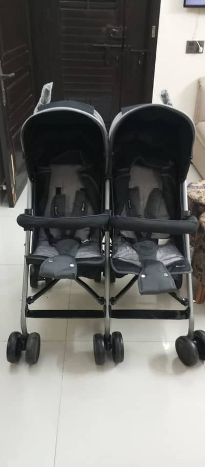 Unused Twin Baby Stroller, Double baby pram with original box. New