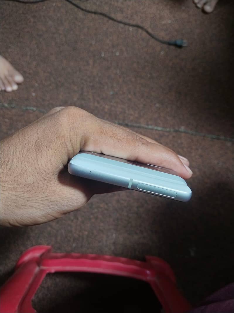 Google Pixel 7 5