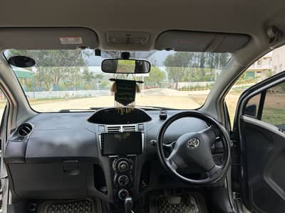Toyota Vitz 2006