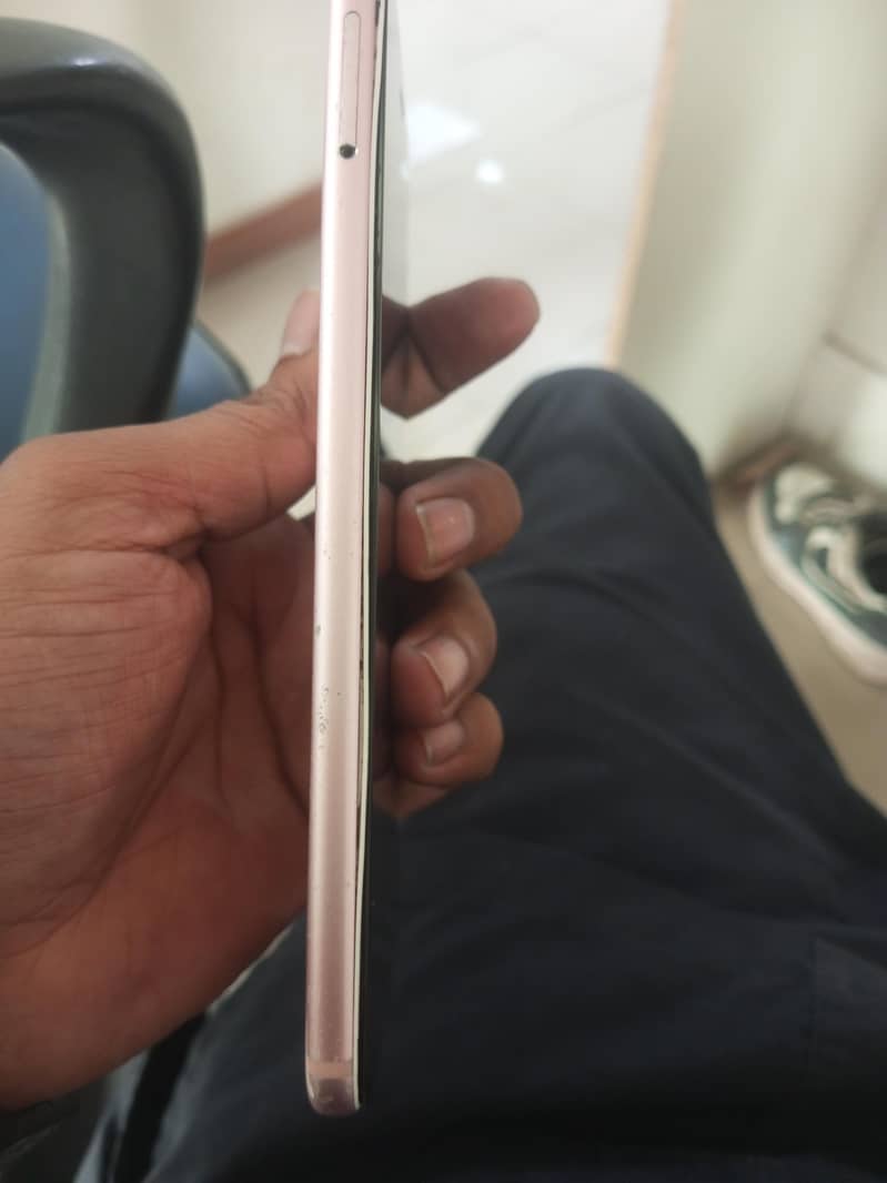 Huawei Nova 2 Plus 3