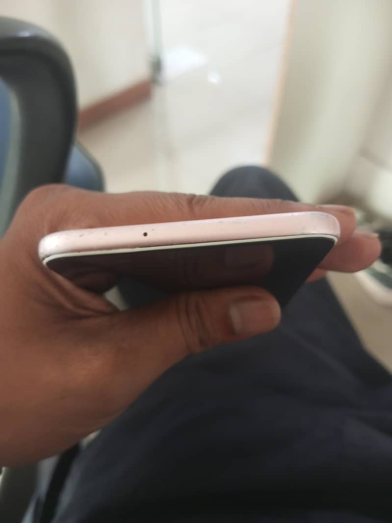 Huawei Nova 2 Plus 4