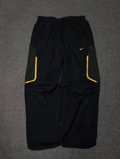 BAGGY TROUSERS