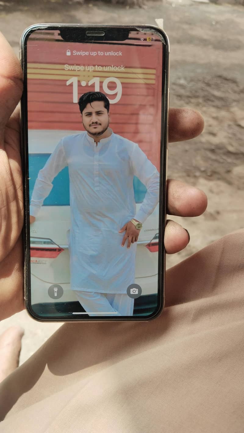 Apple iPhone X 0