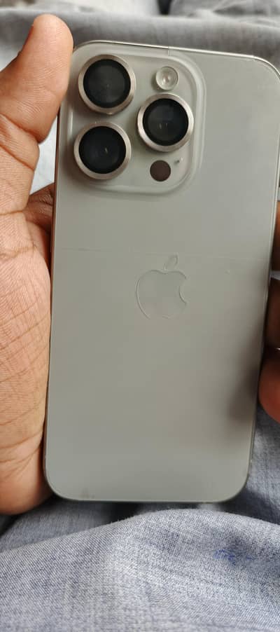 Apple iPhone 15 Pro