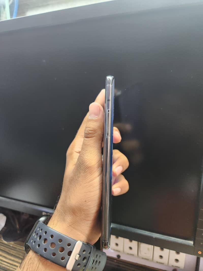 One Plus 7 Pro 1