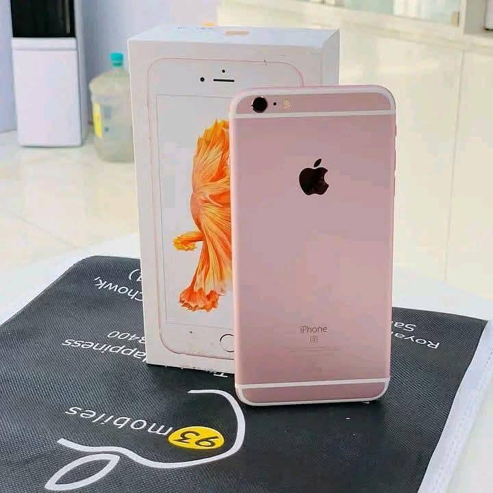 Apple iPhone 6S Plus 0