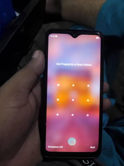 OPPO F15 in display fingerprint