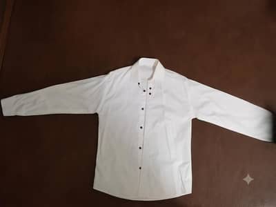 white shirt (12 and 13)eyer old