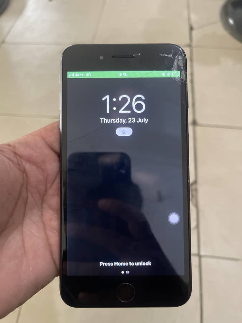 Apple iPhone 7 Plus 1