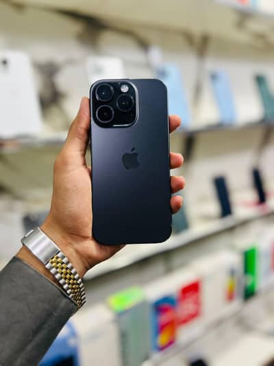 Apple iPhone 16 Pro