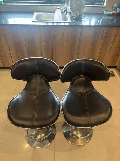 Set of 2 Hydraulic Kitchen Counter Bar Stools – PKR 12,000 Set