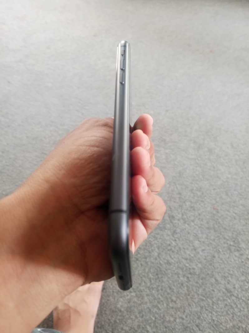 Apple iPhone 11 1