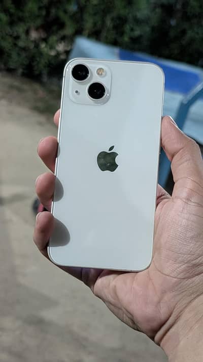 Apple iPhone 13 White
