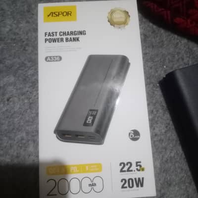 super fast 2000. mah Wi-Fi power bank
