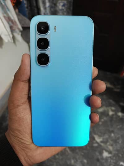 Infinix hot 60 pro 10month warranty 8/128gb