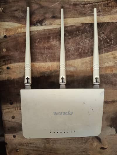 tenda router