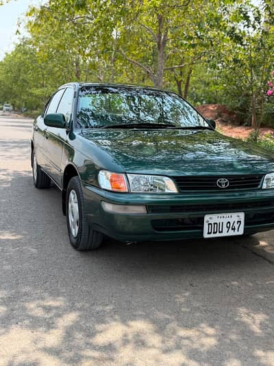 Toyota Corolla XE 2000