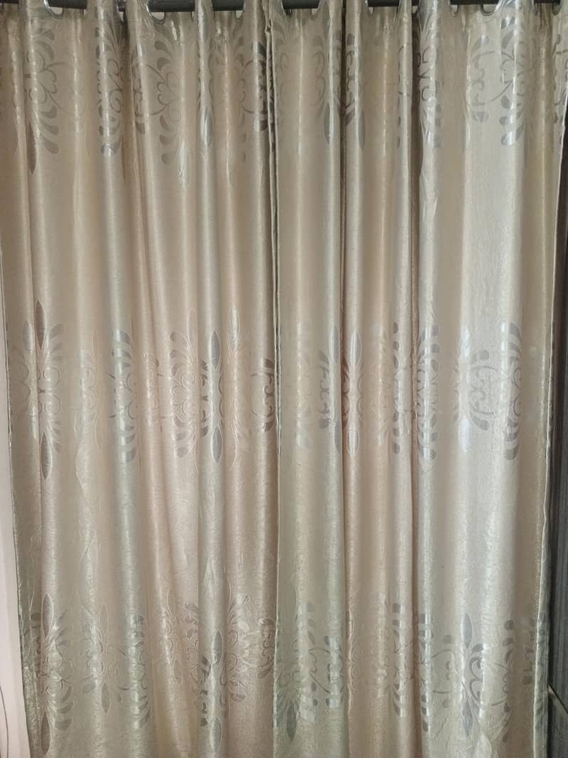 curtains 0
