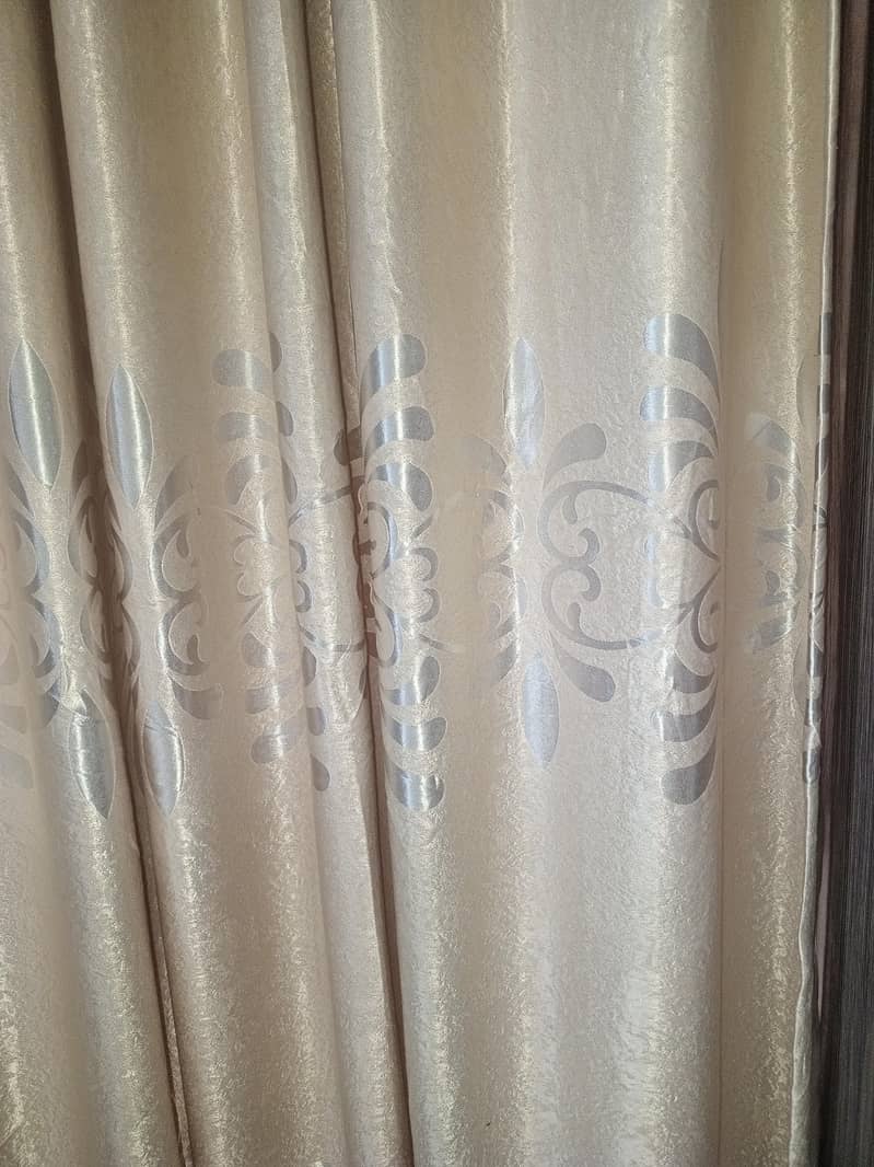 curtains 4