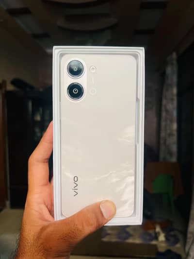 Vivo Y05