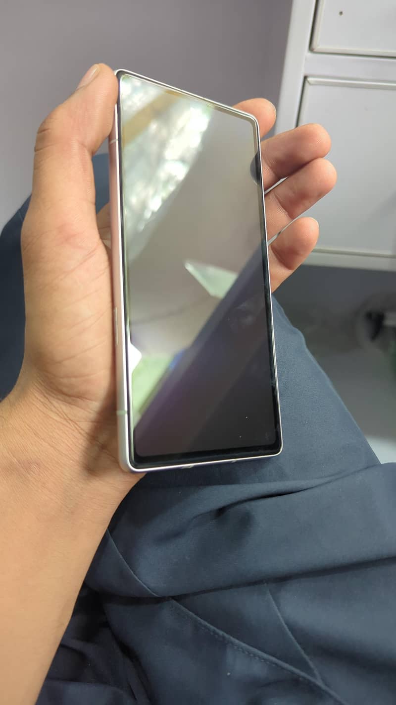 Google Pixel 7a 1
