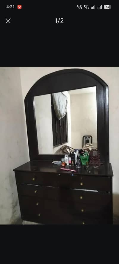 dressing table