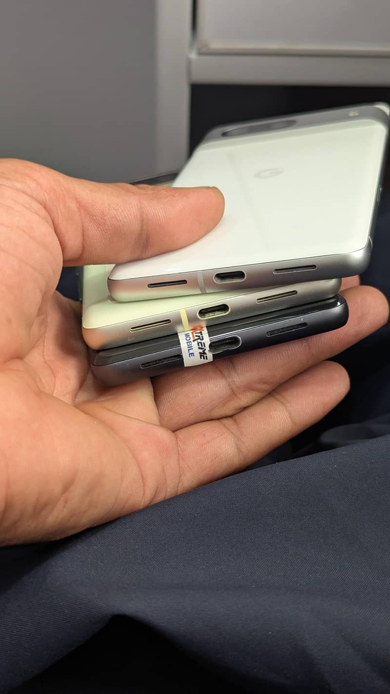 Google Pixel 7 4