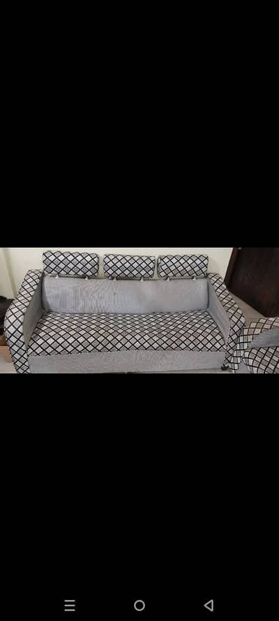 5 seater sofa set.