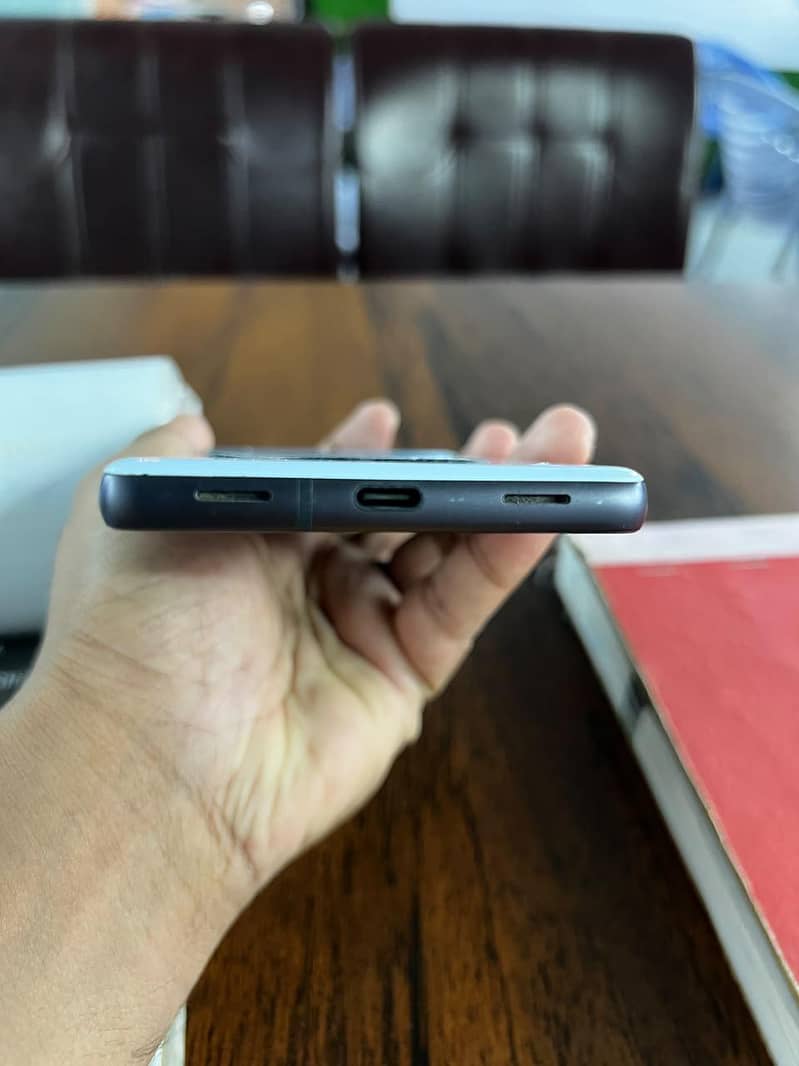 Google Pixel 7a 1