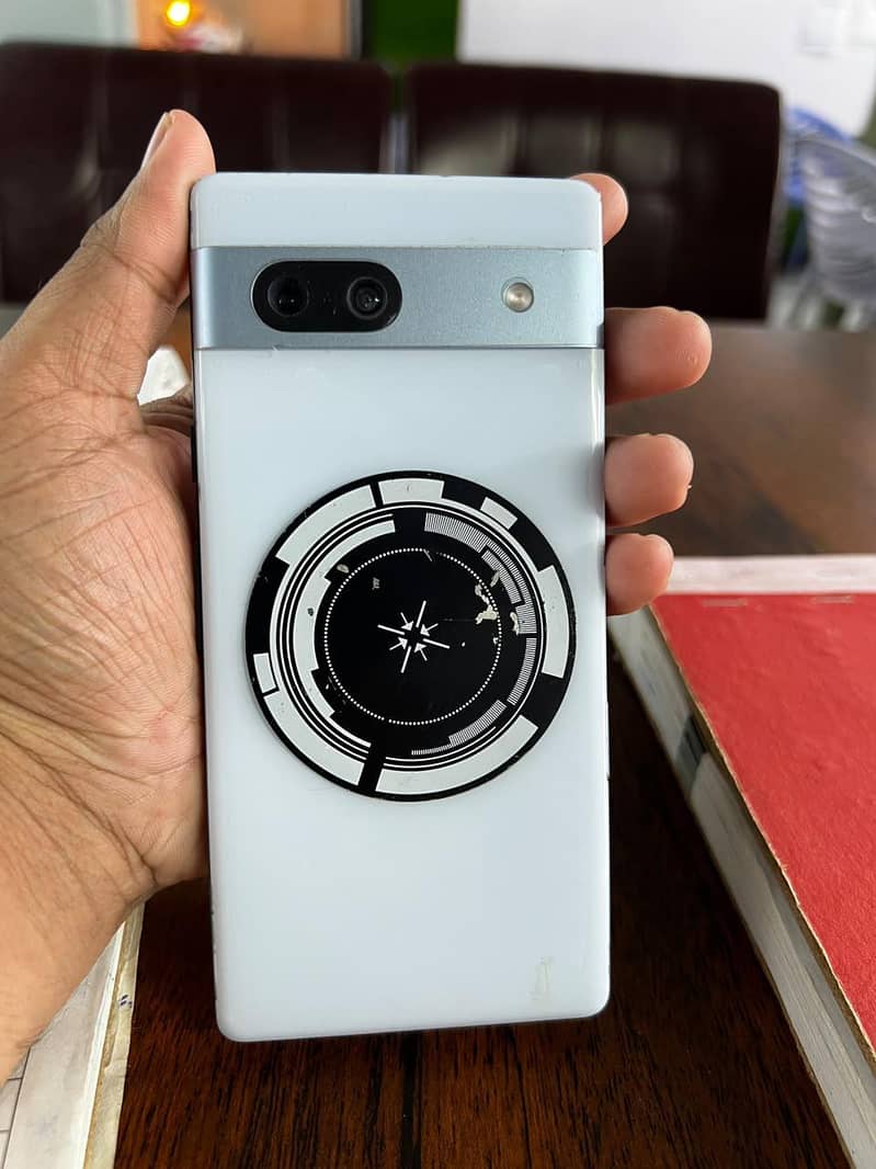 Google Pixel 7a 4