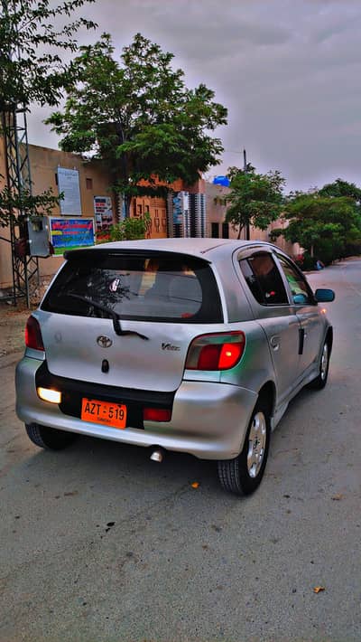 Toyota Vitz 1999