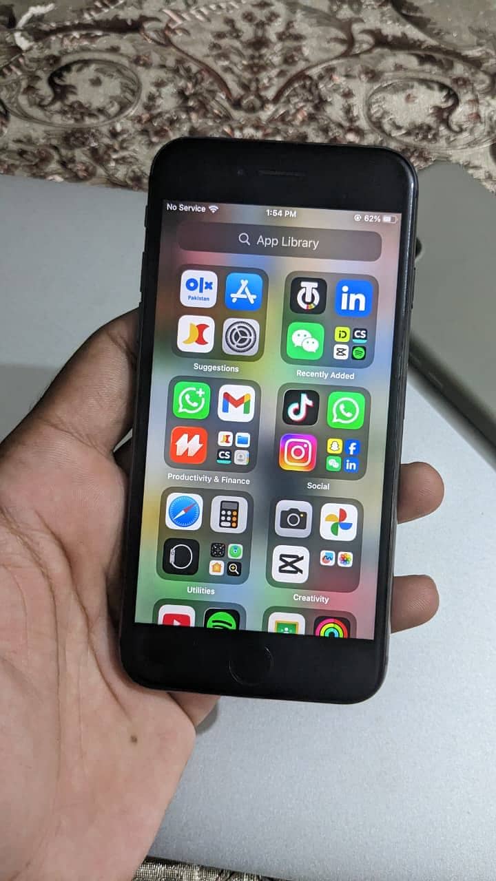 Apple iPhone 8 6
